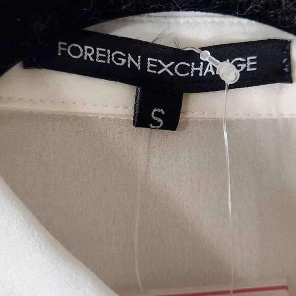 Foreign Exchange Blouse - Size S - Picture 8 of 14